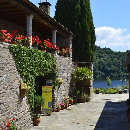 Santa Marina Hotel Portomarin